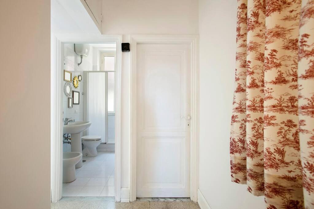 Vittoria In Trastevere Apartment *