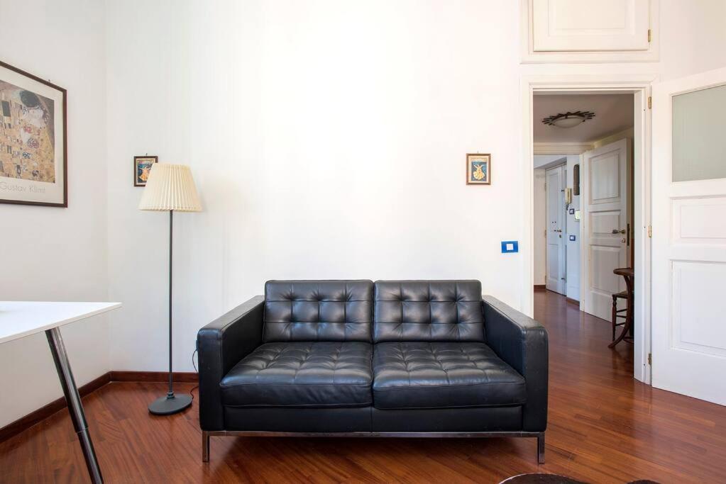 Vittoria In Trastevere Apartment *